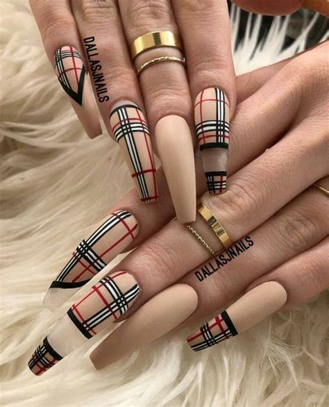 burberry fingernails|burberry aesthetic.